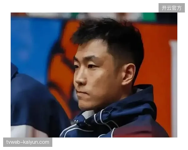 山东后卫高诗岩蝉联助攻王与抢断王，其组织串联能力依然是联盟顶级水准